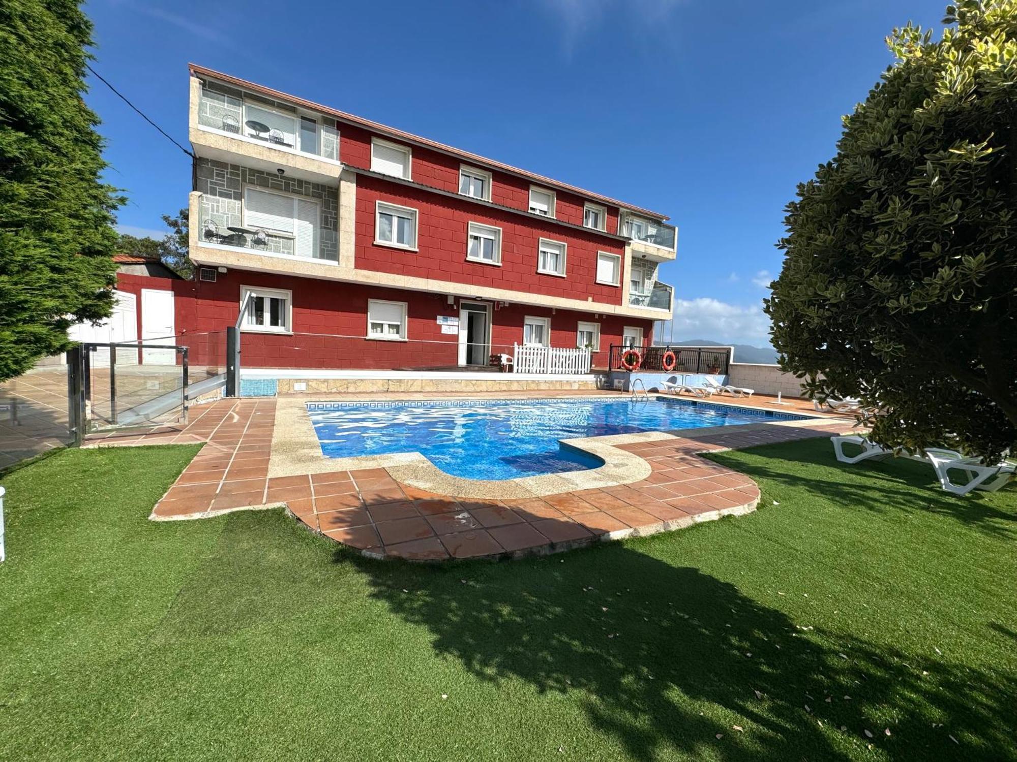 Apartamentos Sinas Playa Raxo Exterior foto